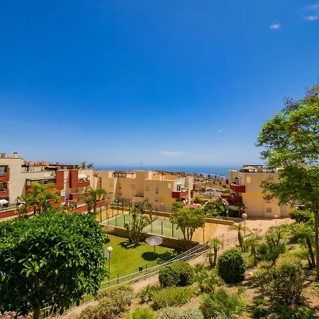 Cubo's Benalvistas Urban Love & 2 Free Parking * Benalmadena