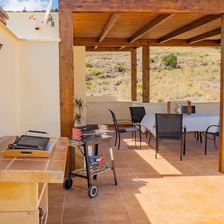 Apartment Cubo's Benalvistas Urban Love & 2 Free Parking Benalmadena